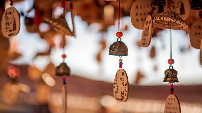 Blessing for the New Year by Striking Bell 新年撞钟